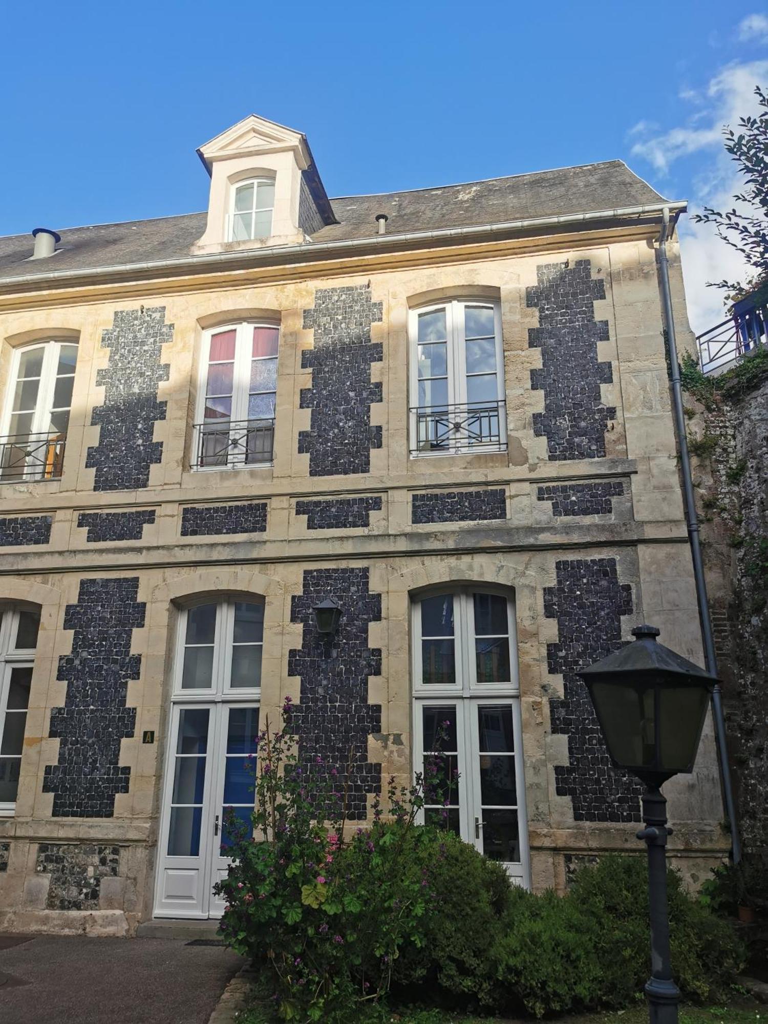 Les Bois Flottes Apartment Honfleur Exterior photo